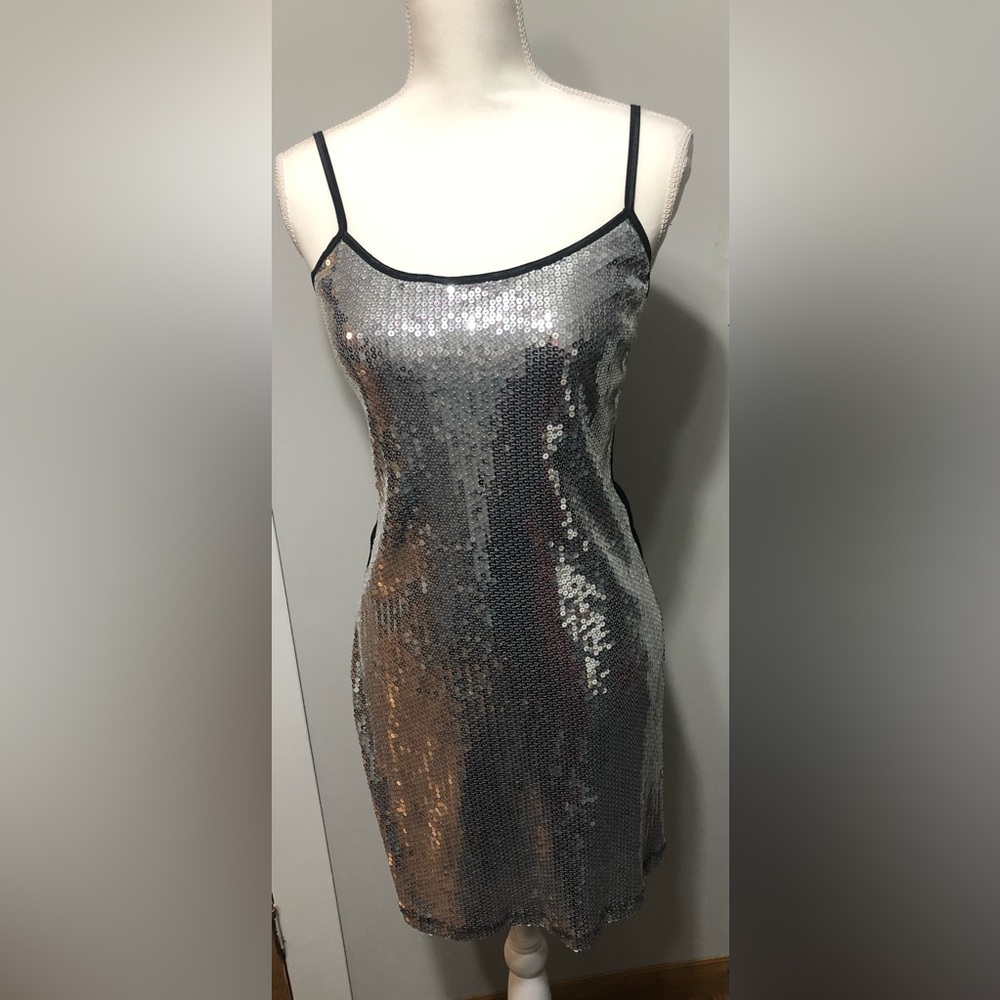 Chaslea sparkly cocktail dress size M.